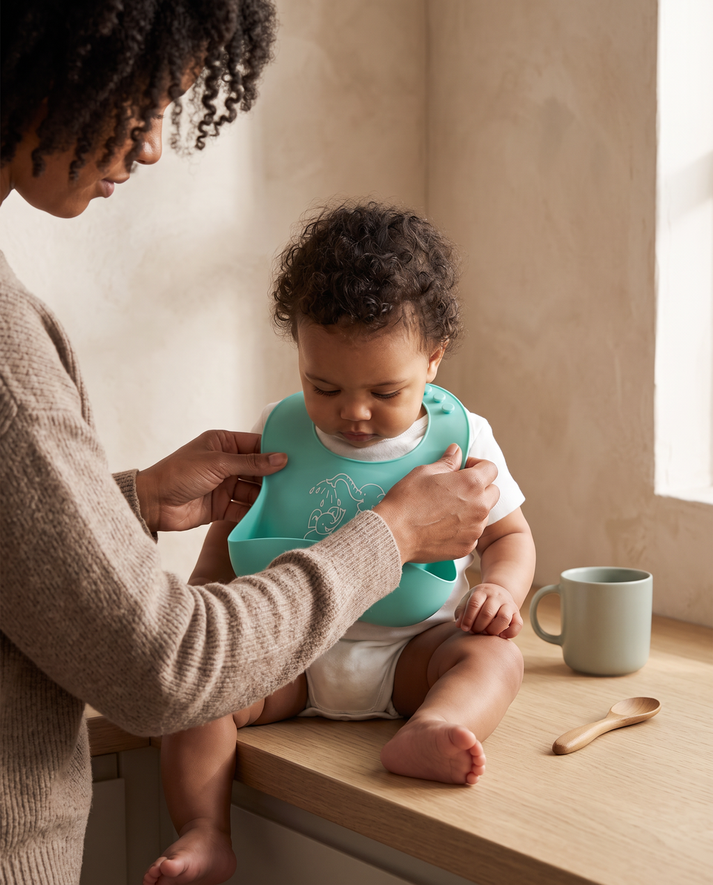 Aviora Family™ Élan Silicone Baby Bib
