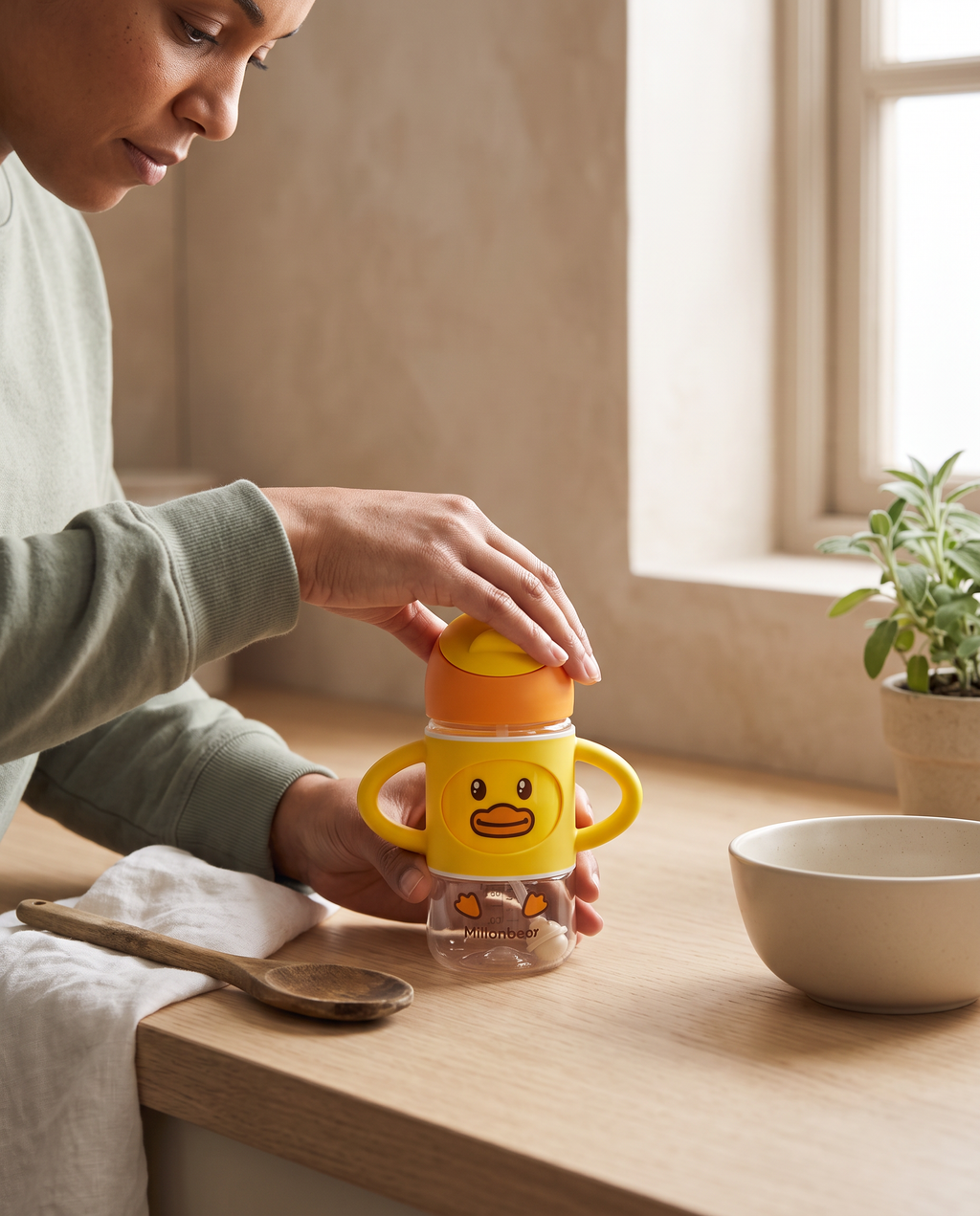 Aviora Family™ EasySip Training Cup
