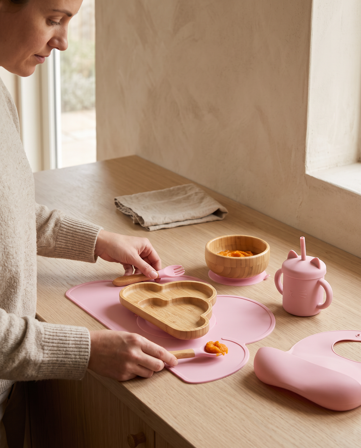 Aviora Family™ Maison Wooden Baby Feeding Set