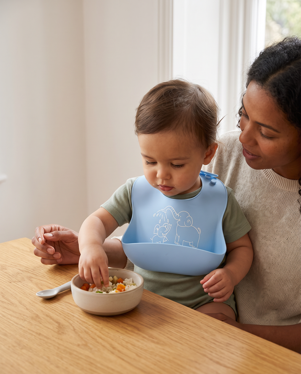 Aviora Family™ Élan Silicone Baby Bib